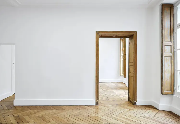 Galerie auf zwei Etagen mit privater Terrasse im Marais
