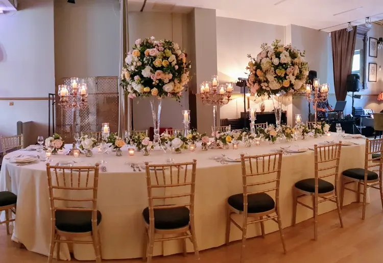 Prestigious space near Buckingham Palace Gardens