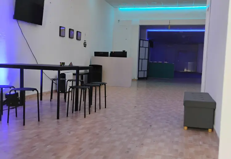 Amplia sala para todo tipo de eventos