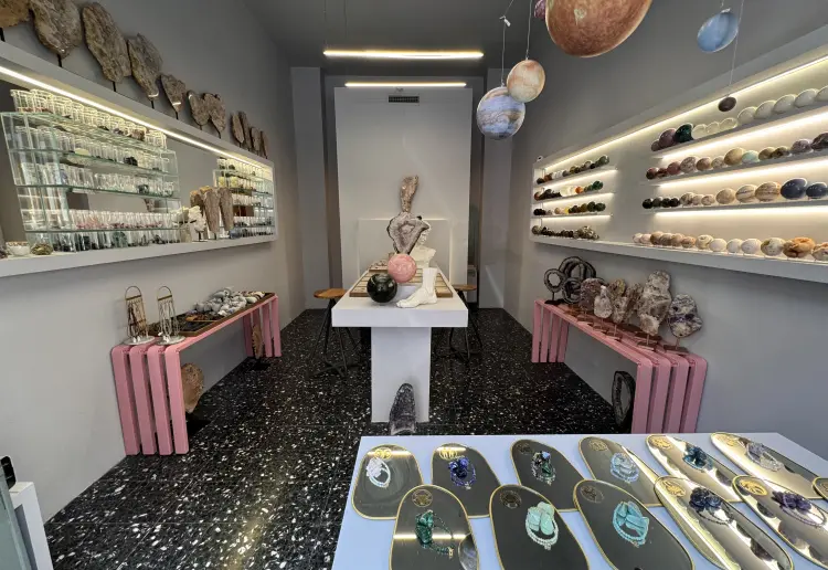 Porta Venezia Concept Space | Street-Front Pop-Up + Private Backroom