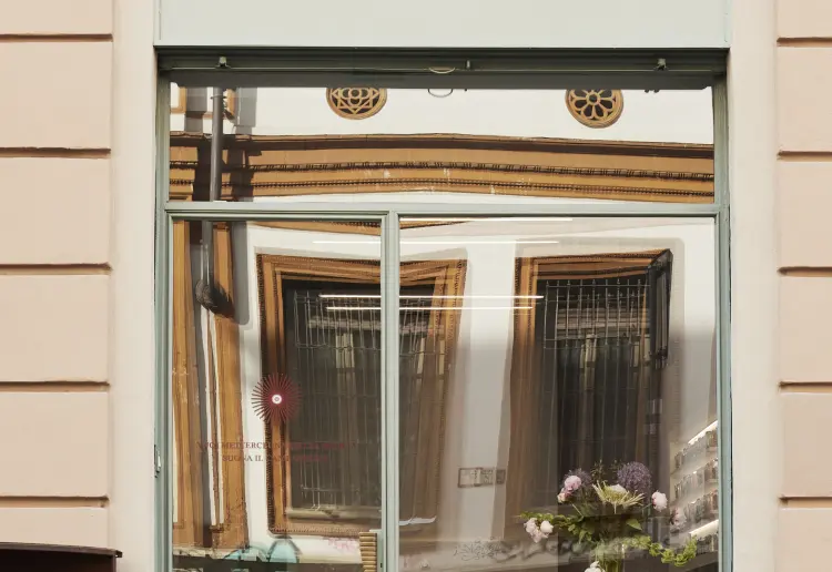 Porta Venezia Concept Space | Street-Front Pop-Up + Private Backroom