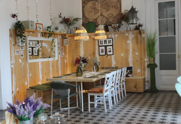 Espacio gastronómico en el centro de Barcelona