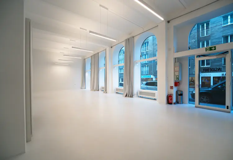 Galería / Creative Space / Brand Space