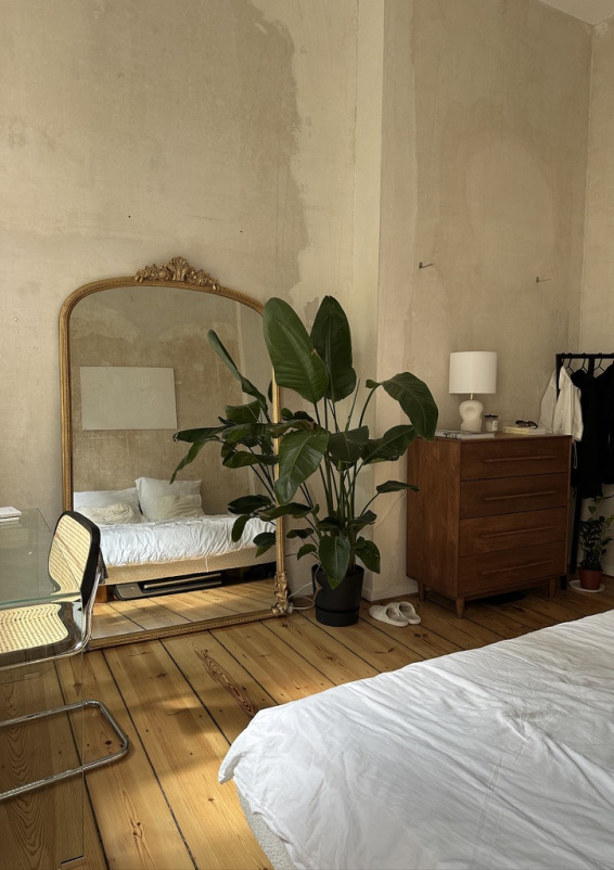 Mid Century Berlin Altbau