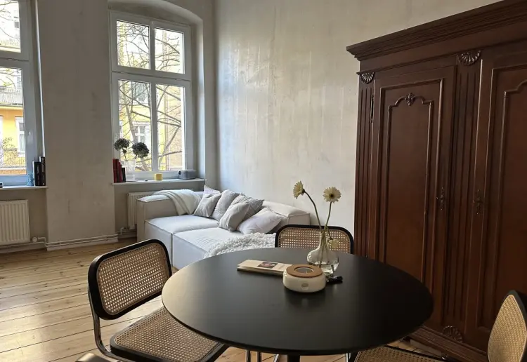Mid Century Berlin Altbau