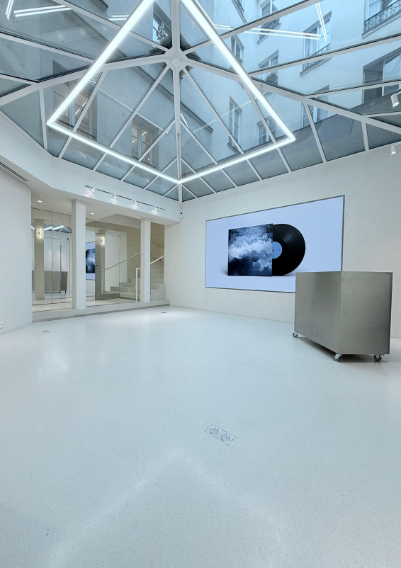 Premium Pop-Up Store & Showroom in Central Paris – Bright, Flexible & Design