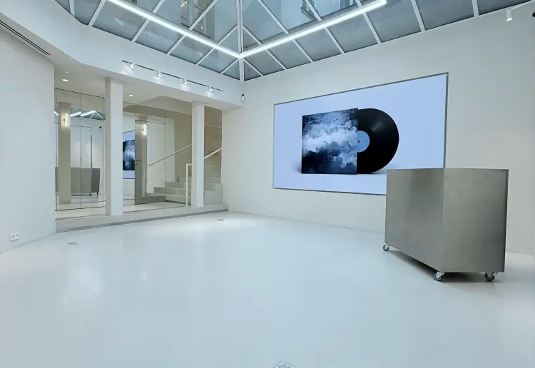 Premium Pop-Up Store & Showroom in Central Paris – Bright, Flexible & Design