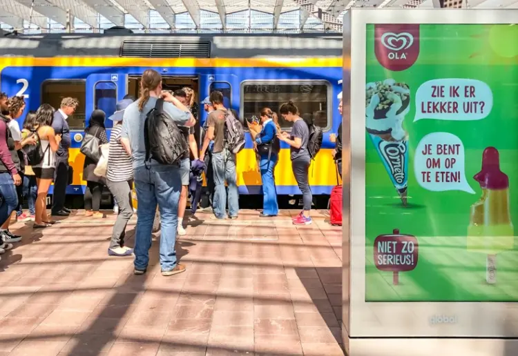 Écrans publicitaires digitaux à Amersfoort Centraal Station