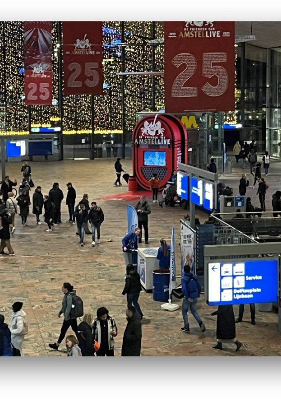 Espace d’activation de marque à Rotterdam Centraal Station