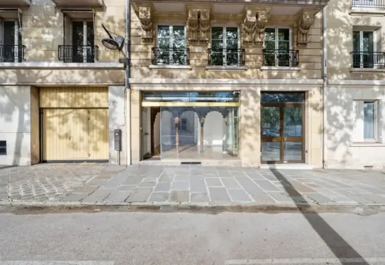 Contemporary Pop-Up | Le Marais, Paris
