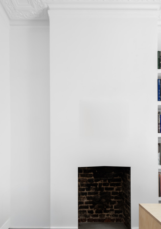 Unique, light-filled gallery