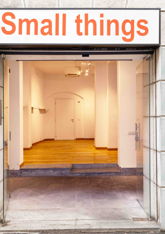 temporary store in Milan’s most vibrant shopping district.