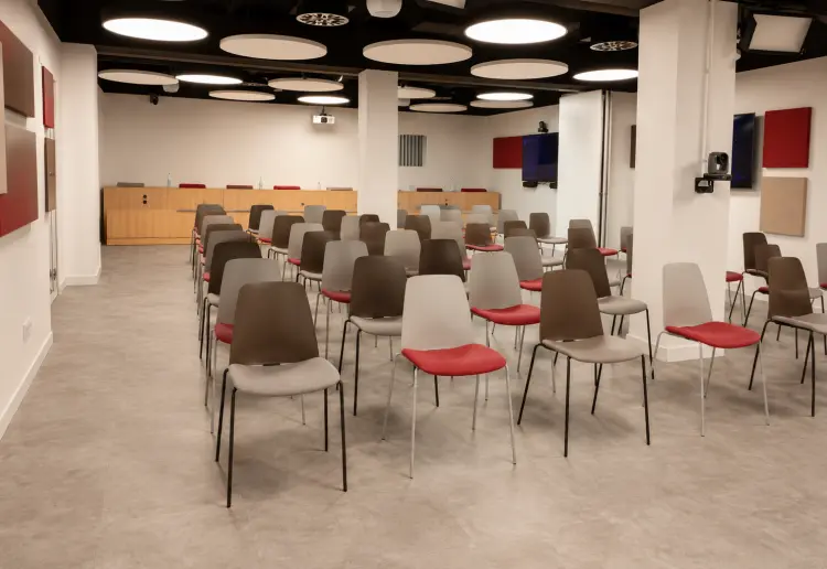 Multipurpose Event Hall with Foyer in Barcelona's Business District