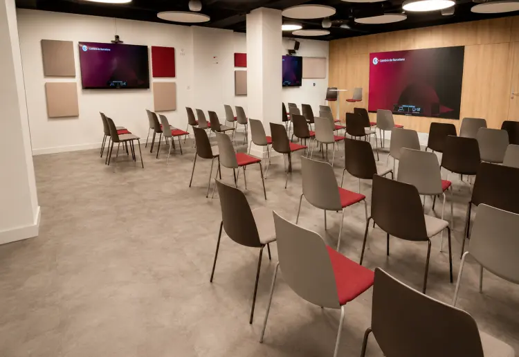 Auditorium mit Foyer für Business-Events in Barcelona