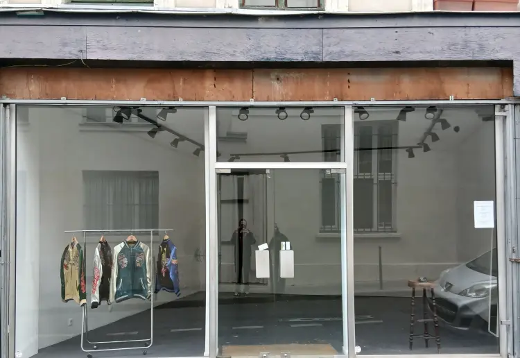 Gallery & Pop-Up Store with a Stunning Storefront in Le Marais