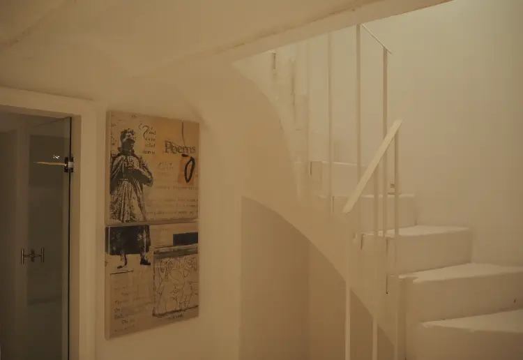 17th-Century Heritage Building in Las Letras | 2-Level Space for Pop-Up Stores & Events