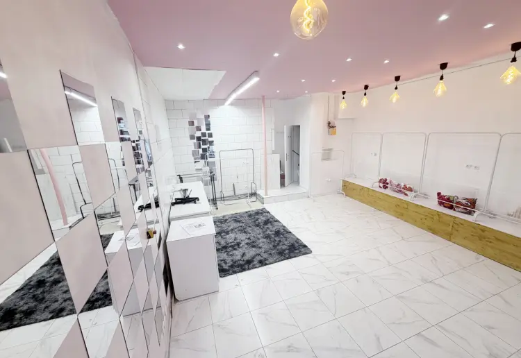 Pop-up space in the heart of Le Marais