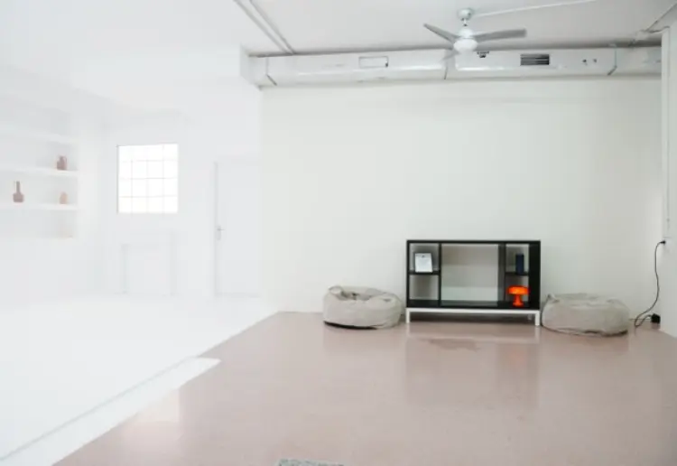 Premium 2-in-1 Creative Studio For Event & Meetings