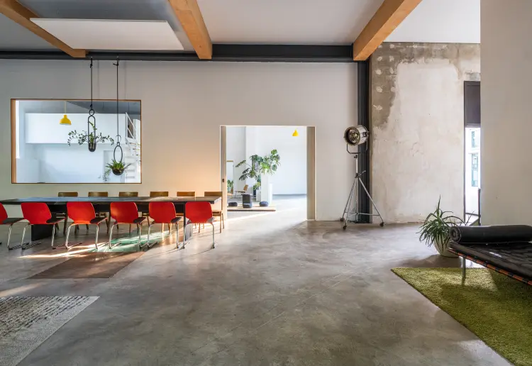 Creative base built for the makers