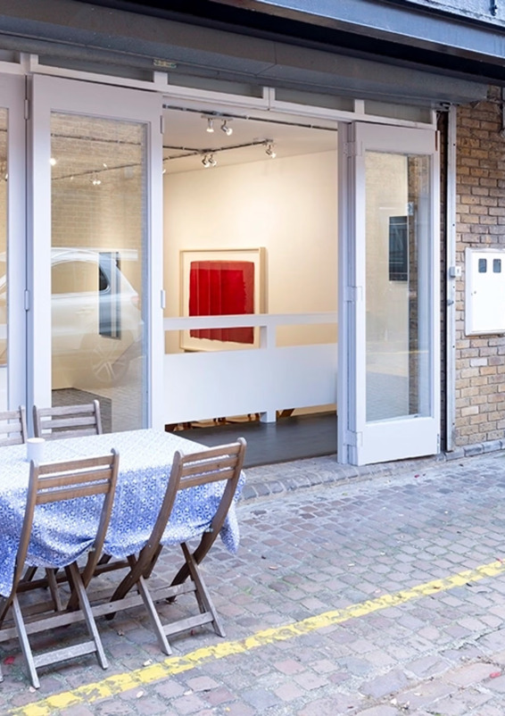 Charming Art Gallery in Cobbled Mews