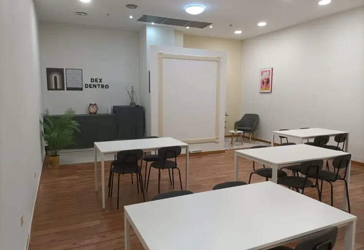 Local en Centro Comercial Camelias para alquiler por jornadas