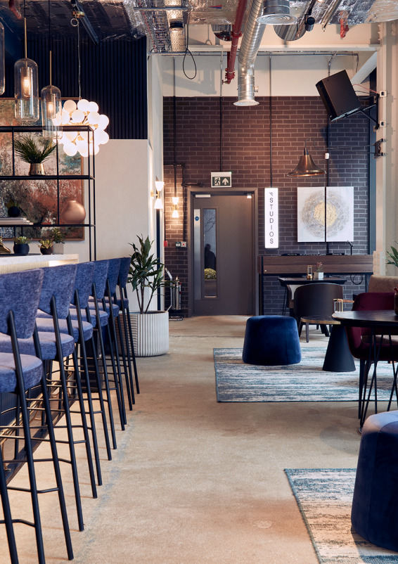 Sleek Bar in Canary Wharf