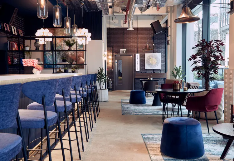 Sleek Bar in Canary Wharf
