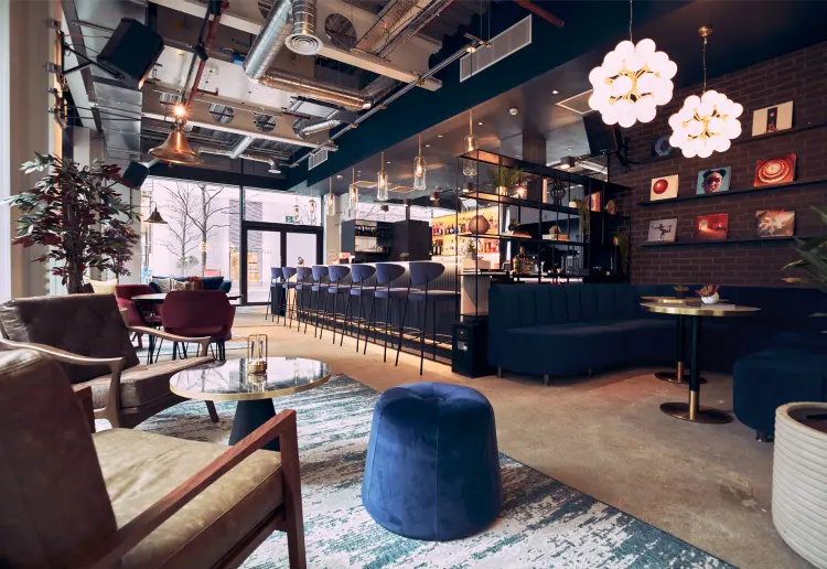 Sleek Bar in Canary Wharf