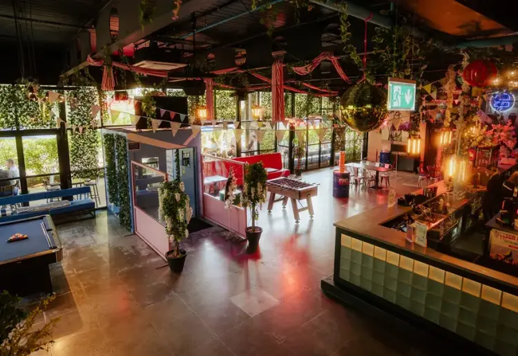 1985 Lower Manhatten inspired bar and grill