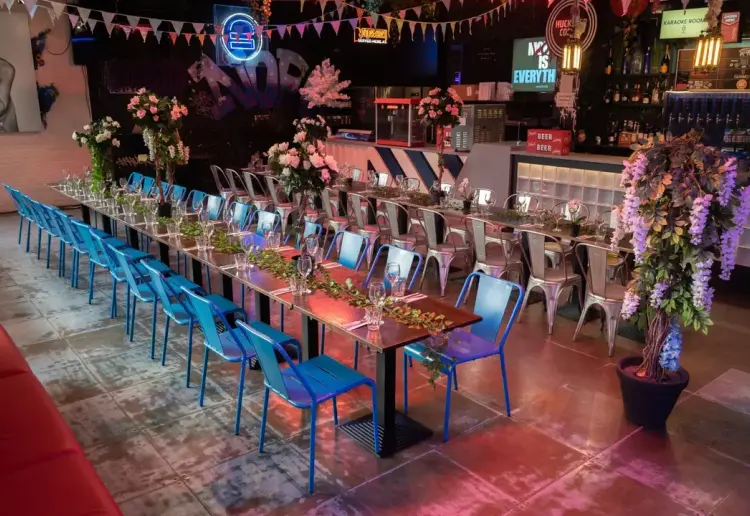 1985 Lower Manhatten inspired bar and grill