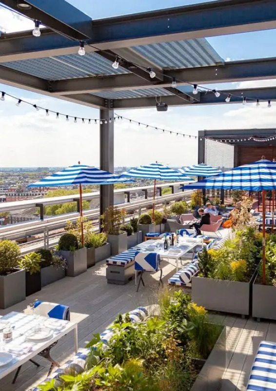 A stylish rooftop escape in Paddington with spectacular views of the London skyline