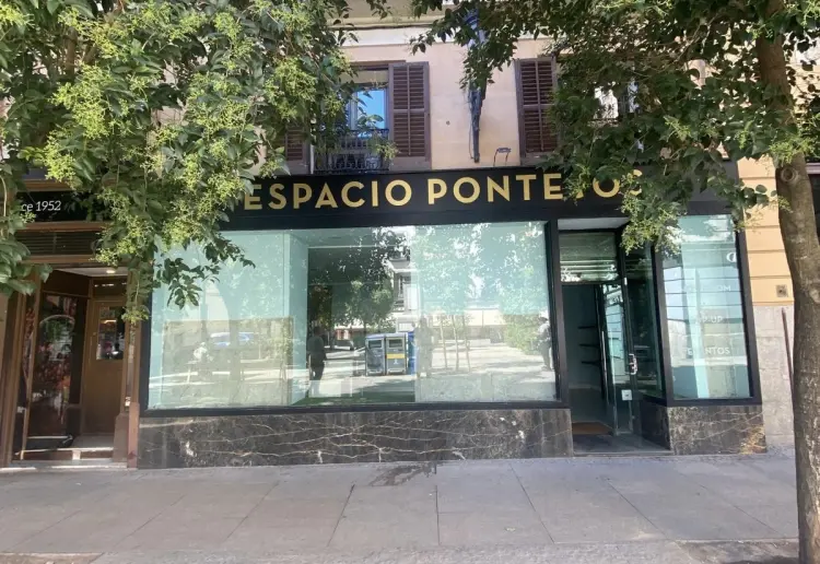 Tienda en Plaza de Pontejos